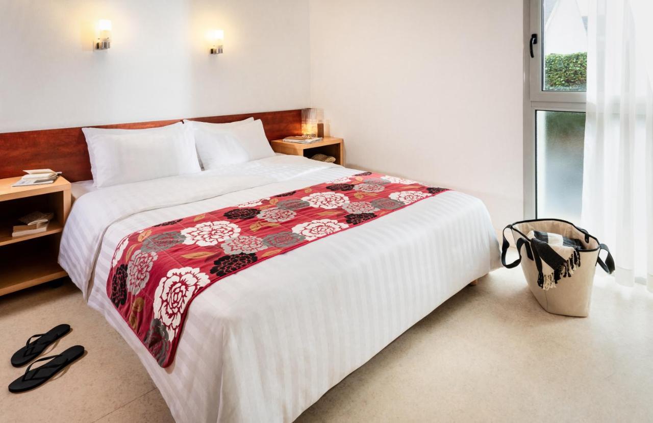 Residences Valdys Thalasso & Spa De Rockroum Роскоф Екстериор снимка