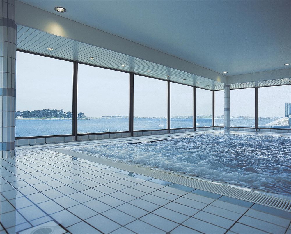 Residences Valdys Thalasso & Spa De Rockroum Роскоф Екстериор снимка